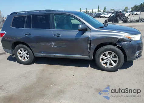2011 Toyota Highlander Base V6 from USA, damaged, VIN 5TDBK3EH1BS084705